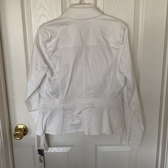 *NEW* “Chaps” white jacket; size small petite - Picture 2 of 11